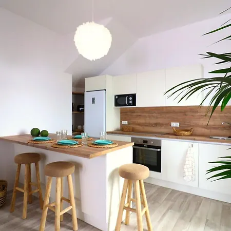 The Nine Graces-beach Ilya 80 Meters From The Lejlighed Agios Prokopios (Naxos)