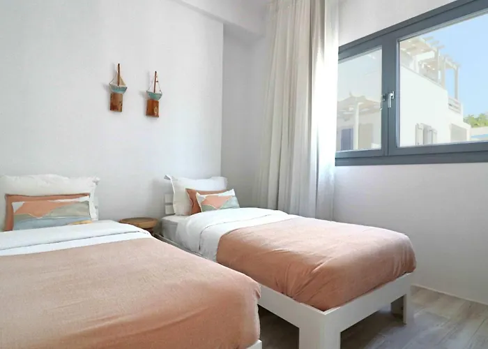 The Nine Graces-beach Ilya 80 Meters From The Agios Prokopios (Naxos)