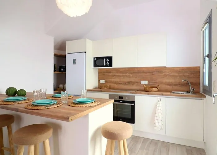 Apartment The Nine Graces-beach Ilya 80 Meters From The *