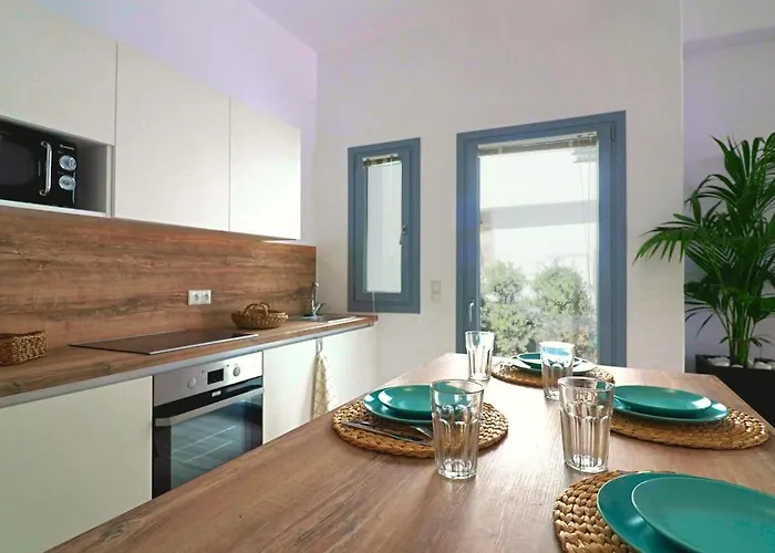 Apartment The Nine Graces-beach Ilya 80 Meters From The